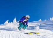 PG电子官方-惊涛骇浪中的定海神针，王哲林破纪录之夜，山东险胜快船启示录