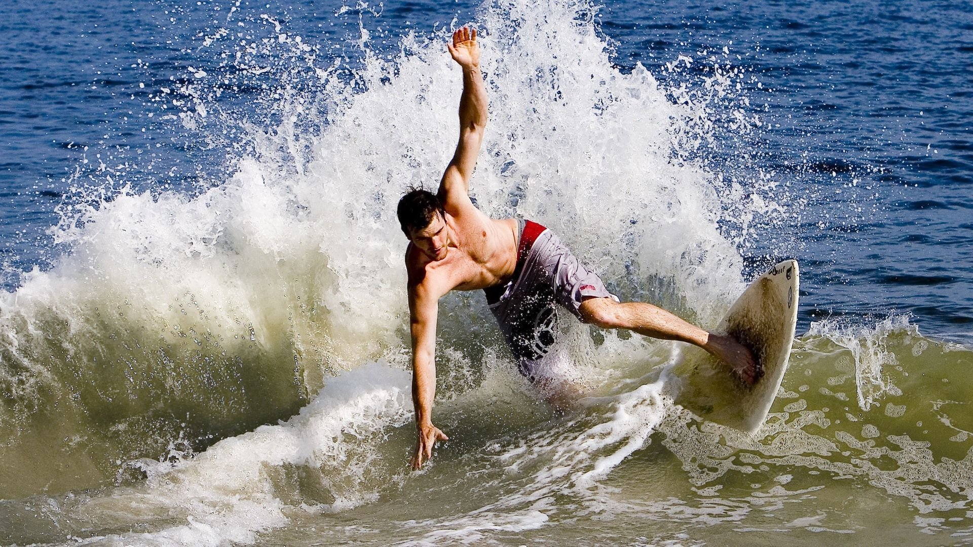 京多安中场魔术师附体，加纳一波流击溃突尼斯